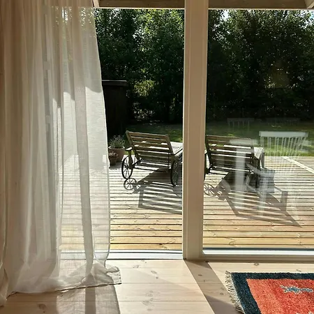 Newly Renovated Near Vejby 度假居 *